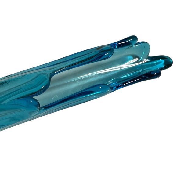Vintage 17 Inch Long Stretch Art Glass Swung Vase Blue Bud Vase MCM Flat Base - Picture 3 of 7